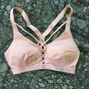 Victoria's Secret Intimates & Sleepwear - Victoria’s Secret sports bra Victoria's Secret Intimates & Sleepwear - Victoria’s Secret sports bra